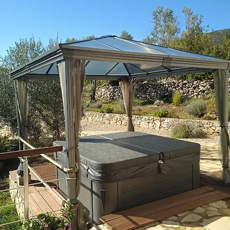 Casa Oliva Ii Pensiune